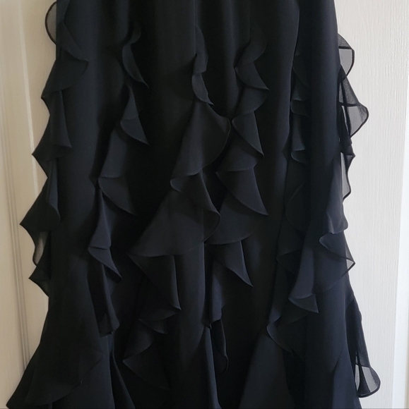 ADRIENNE VITTADINI Long Black Ruffle Skirt - Picture 10 of 12